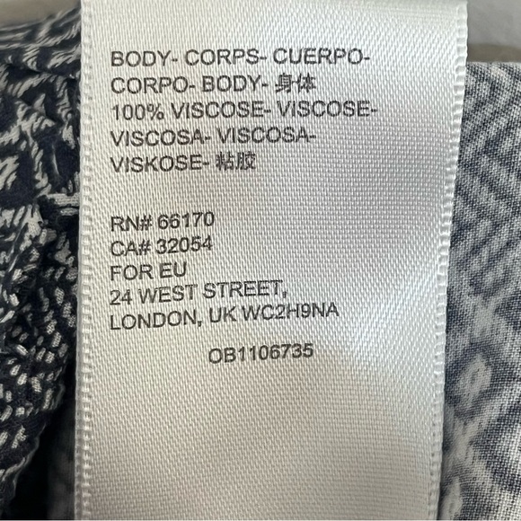 Women’s Urban Outfitters Cottage Print Pull On Pants Size Medium Black & White - Picture 11 of 13